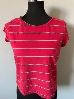 Rotes T-Shirt von QS / S. Oliver, Gr. XS Brandenburg - Panketal Vorschau