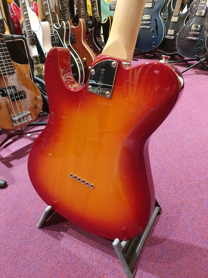 FGN Boundary Iliad 2 Cherry Sunburst E-Gitarre in Hannover