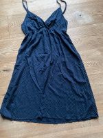 NEU & UNGETRAGEN / H&M Kleid Gr 38 / blau mit weißen Punkten Nordrhein-Westfalen - Detmold Vorschau