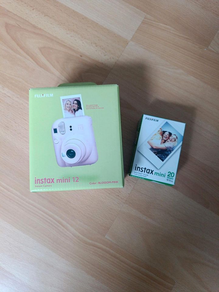 (NEU) Instax mini 12 + 20 Filme in Frankfurt am Main