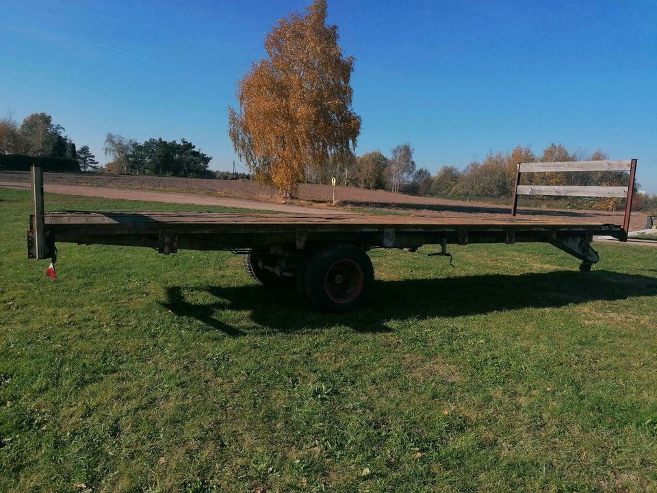 Ballenwagen, Stroh, Heu, DDR, Fortschritt in Dresden