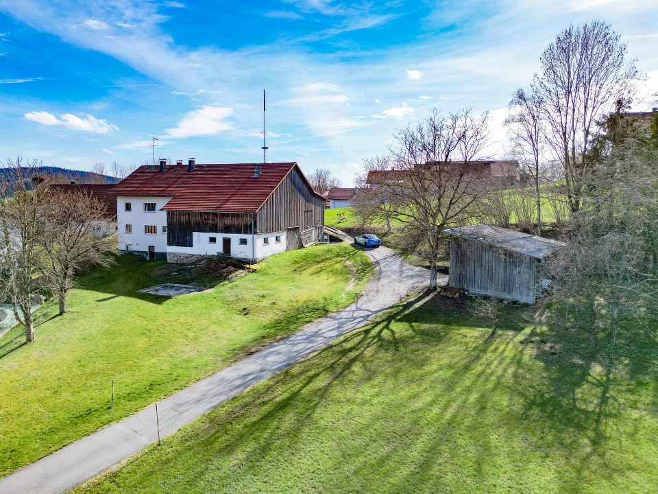 Ihr Familienparadies mit Stadl, Stall und Nebengebäude in St. Oswald