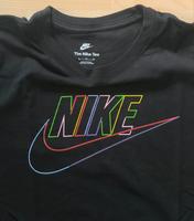 Nike T-Shirt mit coolem Logo-Print, Schwarz, Gr.: XL Hessen - Butzbach Vorschau