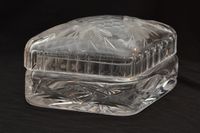Jugendstil Glasschale mit Deckel Sternschliff - England Kr. München - Haar Vorschau