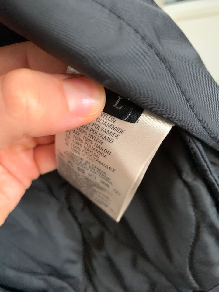 Diesel leichte Daunenjacke Parka Gr. L schwarz wie NEU! in Hamburg