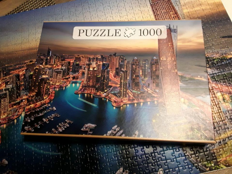 Puzzle 1000Teile "Dubai bei Nacht" in Veitsbronn