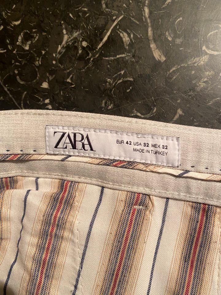 Zara Anzugshose Chino Hose Jeans Hellgrau Gr L in Sankt Augustin