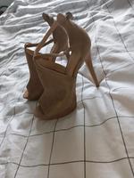 chic classy High heels mit offner  spitze und Rimechen Nordrhein-Westfalen - Solingen Vorschau