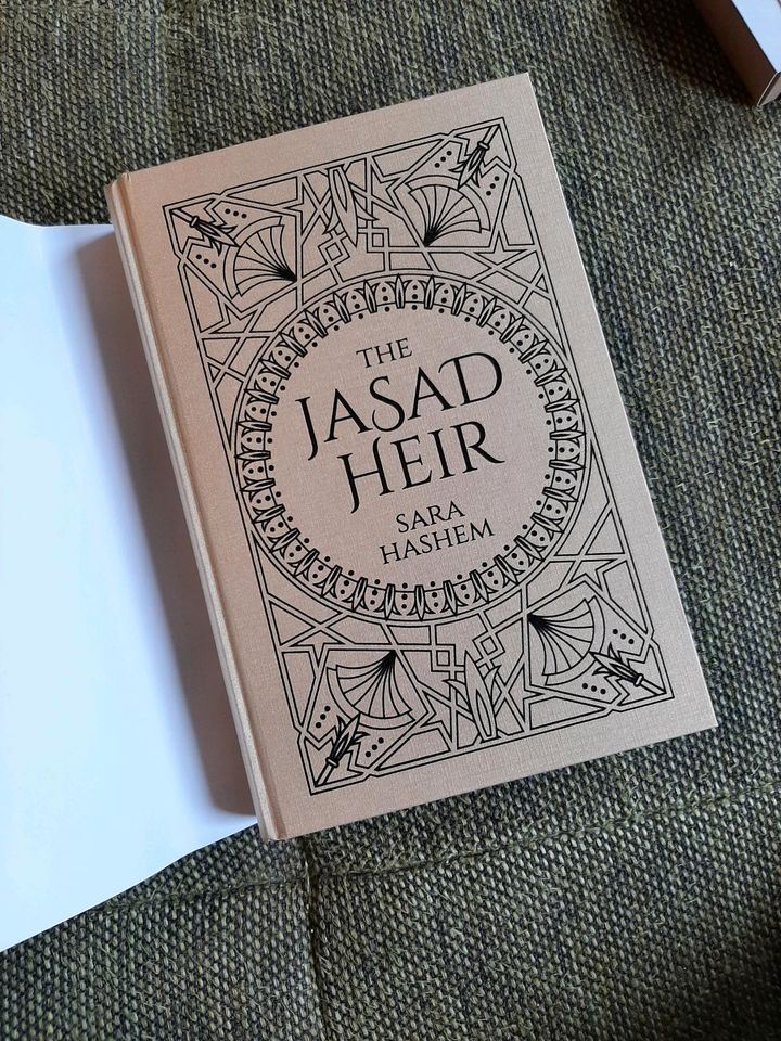 The Jasad Heir (Illumicrate, nicht Fairyloot oder Owlcrate) in Nürnberg (Mittelfr)