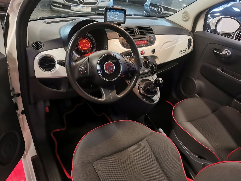 Fiat 500 Cabrio Lounge *Klima + Navi + Bluetooth in Friedberg (Hessen)