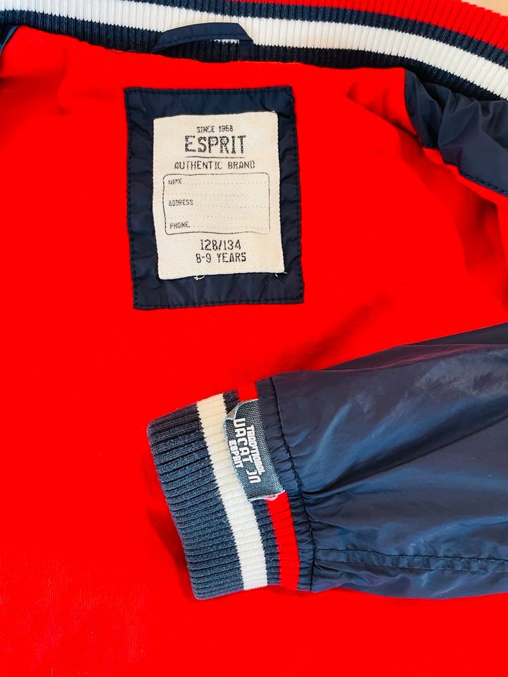 ESPRIT Kinder Jacke Route 68 Gr. 128/134 in Nürnberg (Mittelfr)