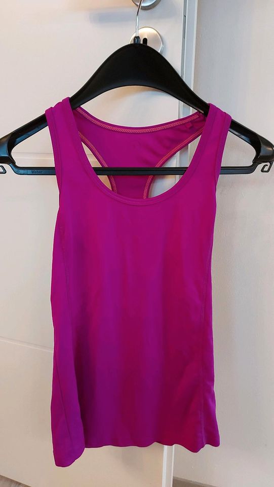 Sporttop Sportshirt Tanktop Damen Gr. S 36 38 Oberteil Trägertop in Delmenhorst