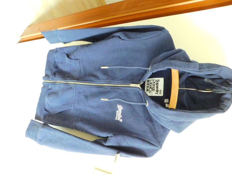 Superdry Sweat Shirt Jacke Hoddie Kapuze Gr. 34 Dunkelblau . in Neumünster