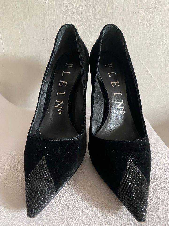 Original Philipp Plein Skull Samt High Heels Gr.38 Strass 1190,- in Düsseldorf