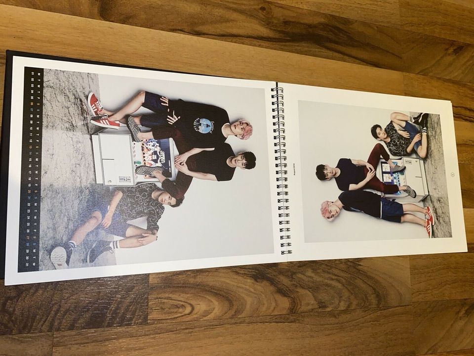 EXO Kalender Season Greetings Greeting 2016 in Duisburg