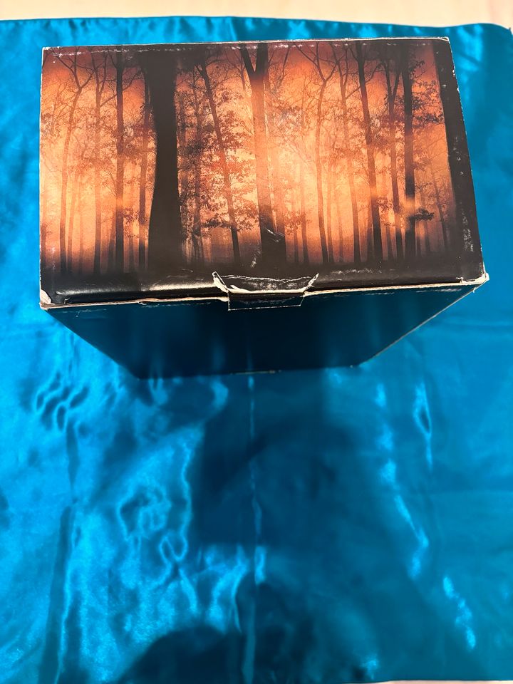 Twilight Fan Packet (New Moon Jewelry Box , Puzzle ) in Weinsberg