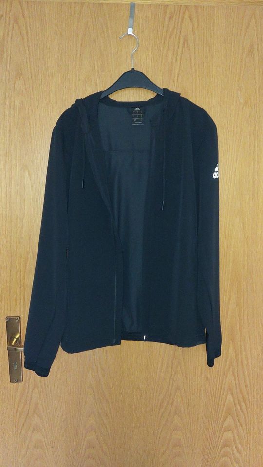 Adidas - Trainingsjacke - Laufjacke - Jacke - Sport - Gr. S - neu in Weissach