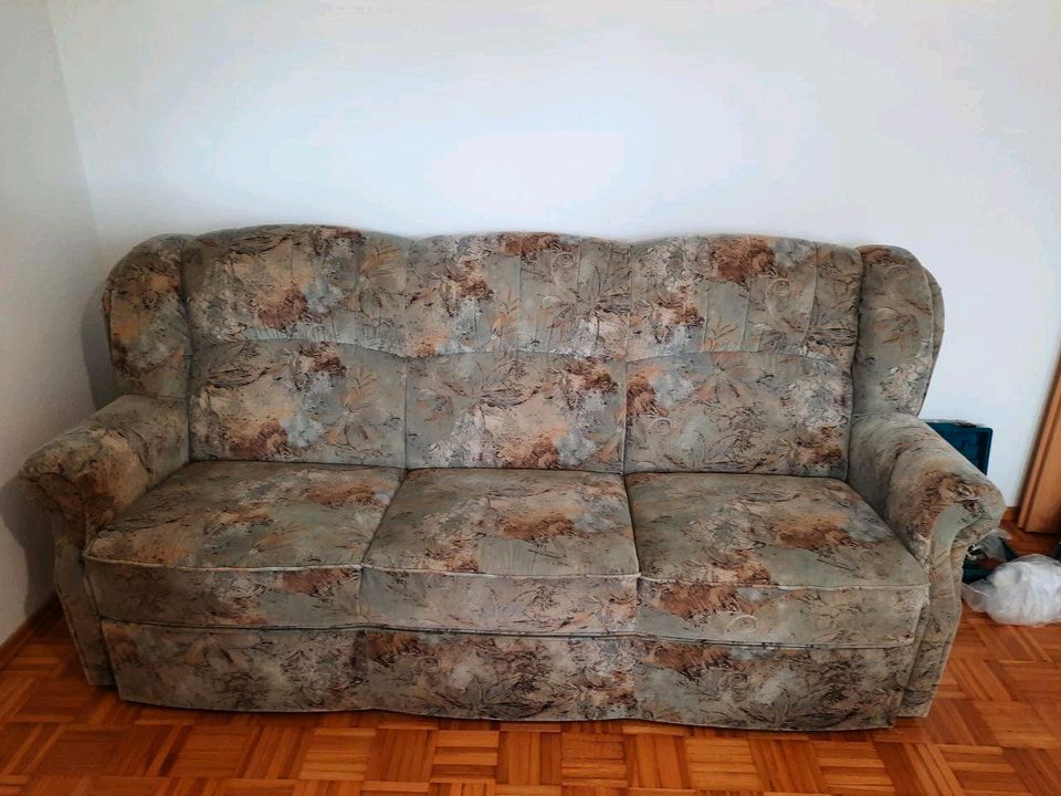 Sofa mit Schlaffunktion in Kempten