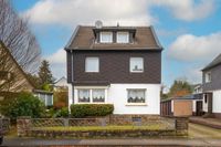 Bergisch Gladbach - Hebborn: Charmantes Einfamilienhaus mit 3 Garagen in beliebter Lage Nordrhein-Westfalen - Bergisch Gladbach Vorschau