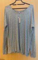 Langarm-Shirt von Bench Größe 40/42 offener Rücken Niedersachsen - Melle Vorschau