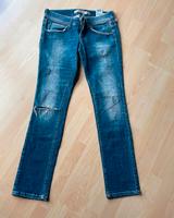Destroyed-Skinny Jeans von Guess Bayern - Eckental  Vorschau