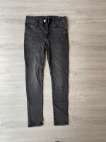 Jungen Jeans 170 Skinny Fit H&M schwarz Niedersachsen - Buchholz in der Nordheide Vorschau