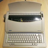 Olivetti Linea 101 Elektronische tragbare Schreibmaschine Rheinland-Pfalz - Mülheim (Mosel) Vorschau