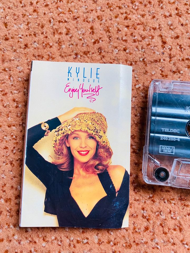 Kassette Musik Kylie Minogue „Enjoy your Self“ in Detmold