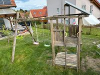 Spielturm mit Leiter und Schaukelkonstruktion Bayern - Marktredwitz Vorschau