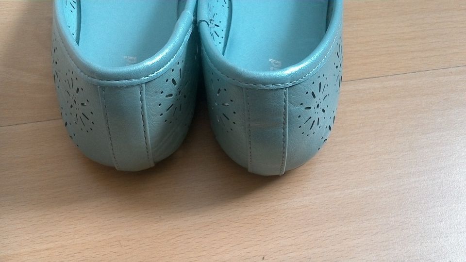 Mädchen Ballerina Schuhe Gr.33 pink mint Glanz Schimmer Lochmuste in Hofkirchen