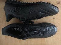 Fußball Schuhe Adidas Copa (fast neu) größe 39 Multinocken Friedrichshain-Kreuzberg - Kreuzberg Vorschau