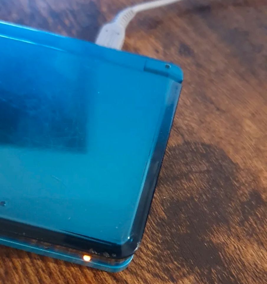 Nintendo 3DS in Aqua Blau in Berlin