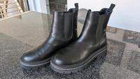 ESPRIT Chelsea Boots, schwarz  38/39 Nordrhein-Westfalen - Viersen Vorschau