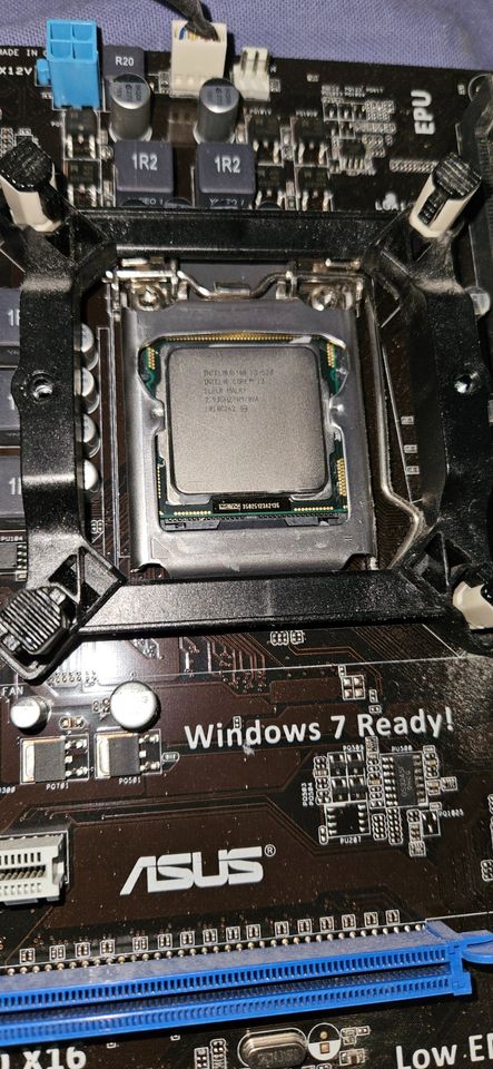 [GUTER ZUSATND] Mainboard + CPU + RAM Intel i3-530 - ASUS P7H55 in Hannover