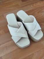 Wedges Plateau Sandalen beige 38 Berlin - Treptow Vorschau