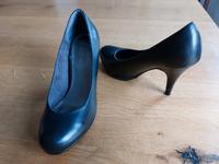 Pumps Leder Tamaris 37 Plateaupumps Niedersachsen - Barsinghausen Vorschau