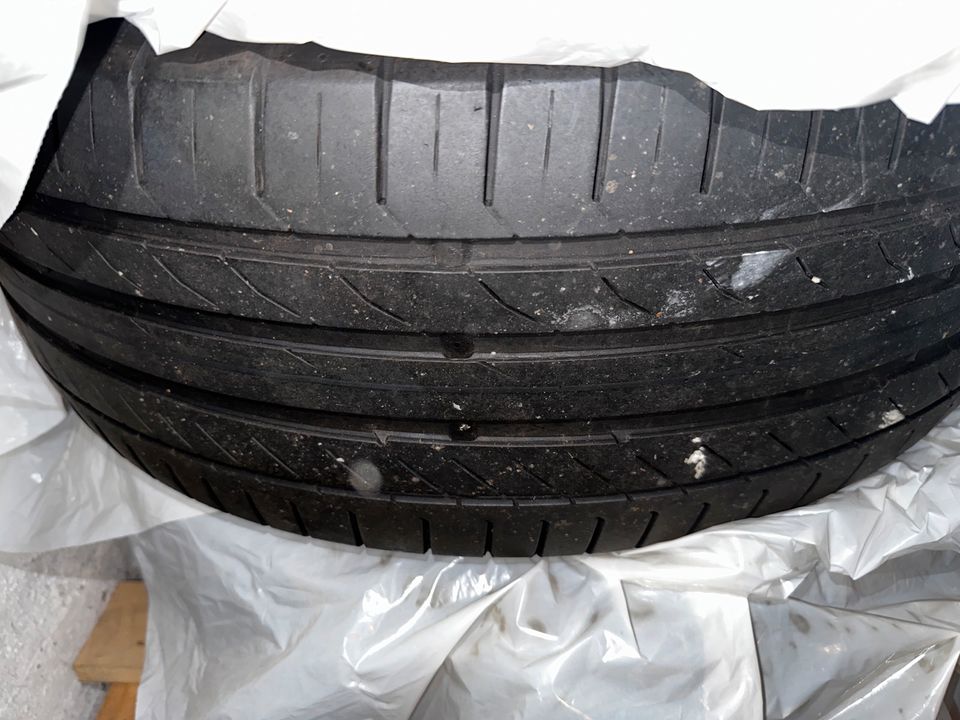 Continental SUV SOMMER REIFEN  255/55R 19 W XL in Offenbach