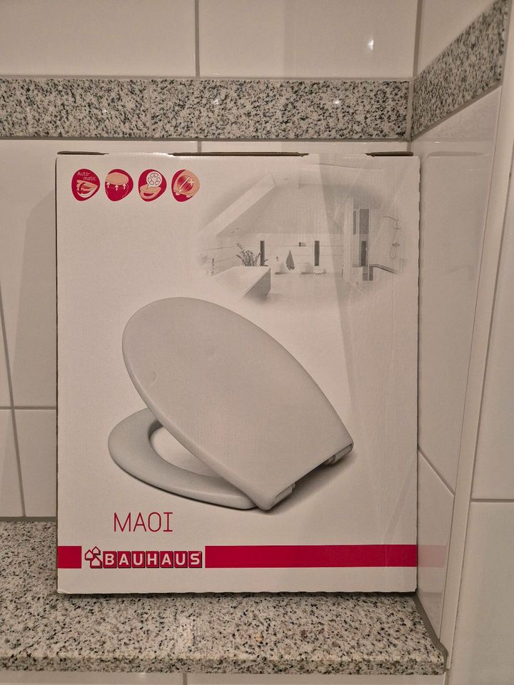 Toilettensitz Bauhaus Maoi in Krefeld