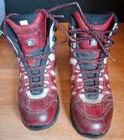 Lowa Wanderstiefel (KHUMBA GTX MID Ws) Hessen - Oberursel (Taunus) Vorschau