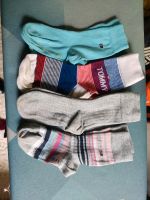 Tommy Hilfiger Socke Kindersocken  Junge Gr 31-34 Nordrhein-Westfalen - Meerbusch Vorschau