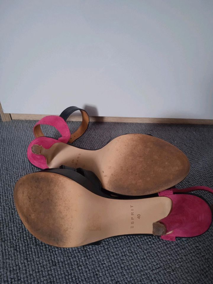 Riemchen Sandaletten ESPRIT in Zschadraß