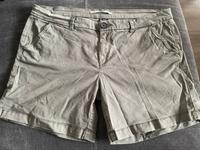 Shorts grau-grün Only Gr. 42 Damen Niedersachsen - Bad Fallingbostel Vorschau