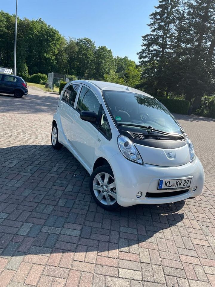 Peugeot iOn Elektro Auto 12/2019 5900km in Kaiserslautern