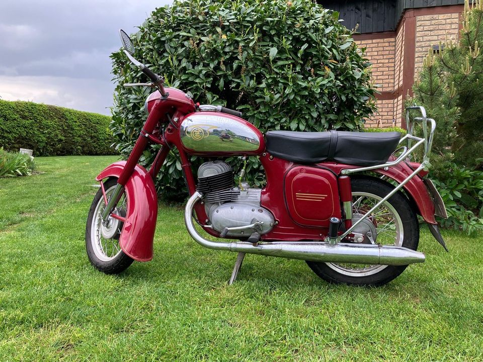 Jawa 175 CZ 450 DDR in Wittenburg