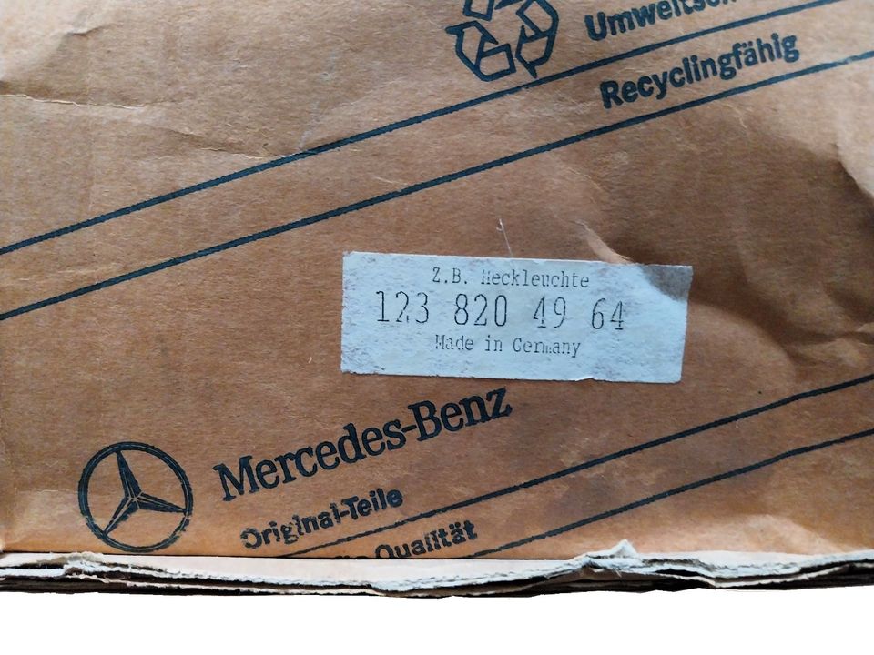 Mercedes Rücklicht Rückleuchte links mit Nebelschlussleuchte W123 in Triftern