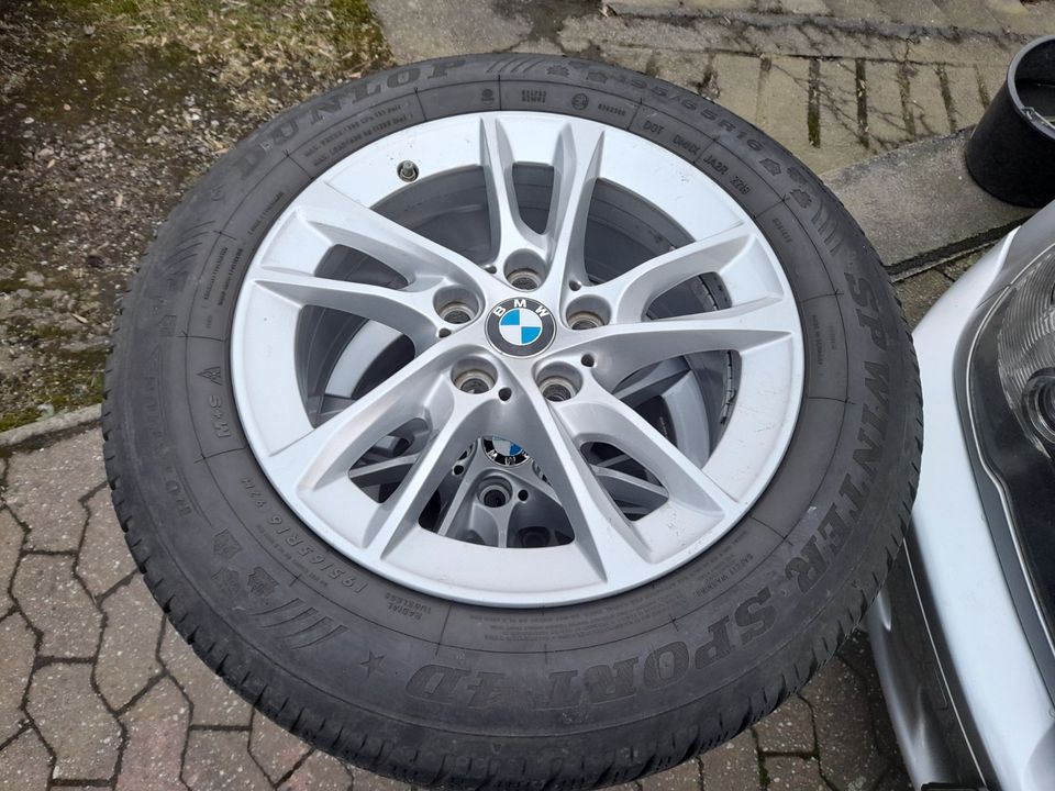 BMW ALU Felgen mit 4 x Winterreifen 195 65 R 16 H M&S gutgepflegt in Mülheim (Ruhr)