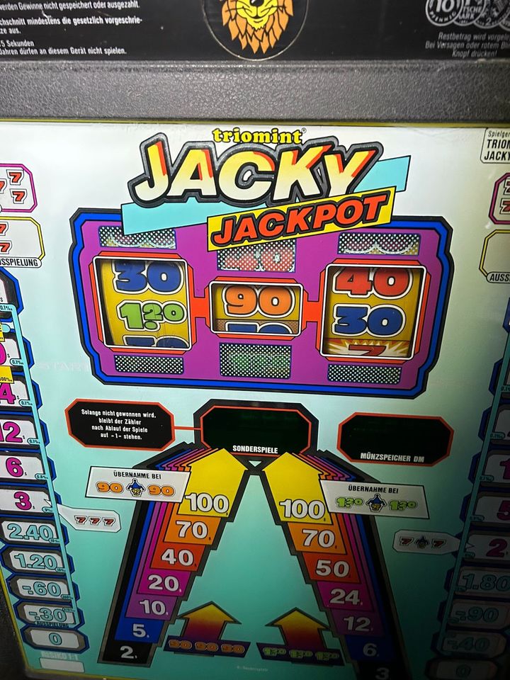 Triomint „Jacky Jackpot“ Spielautomat in Olsberg