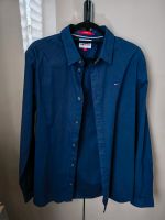 Tommy Hilfiger Hemd Herren L Slim fit blau Nordrhein-Westfalen - Mülheim (Ruhr) Vorschau