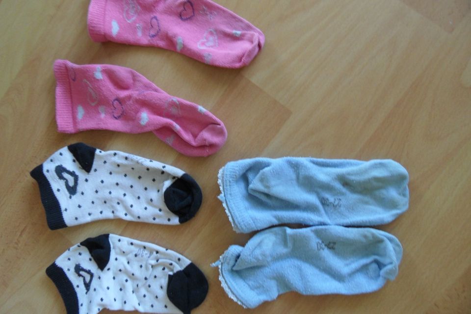 7 Paar Snicker Socken Gr 27 28 29 30 in Stuhr