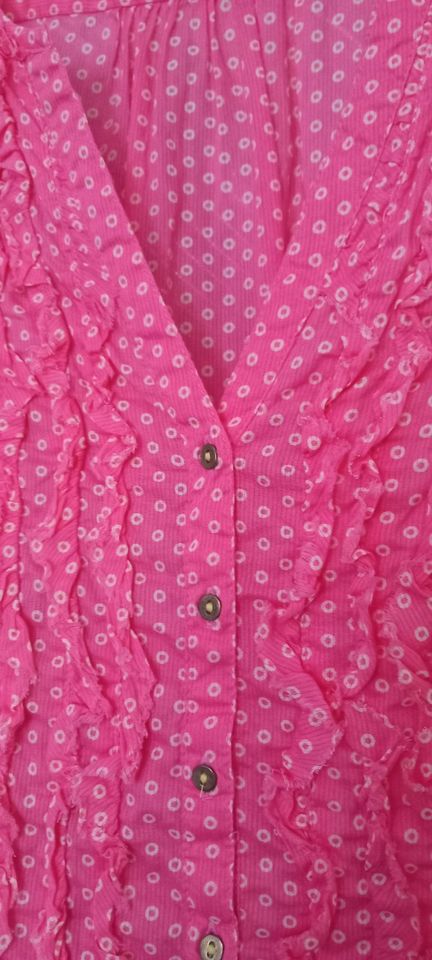 Bluse Gr. 48 so süß pink Rüschen in Pulheim